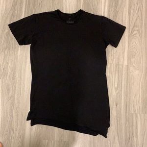Men’s Alphalete Asymmetrical Tee